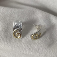 earrings with spiral