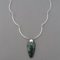 guatemalan jade necklace