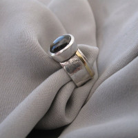 black star sapphire ring w/gold black star sapphire ring w/gold